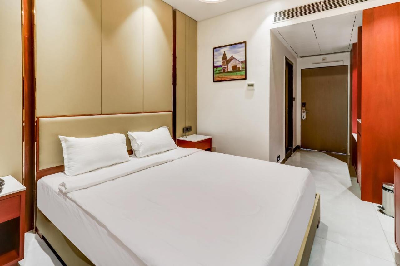 Oyo Townhouse 785 Sree Vinayaka Grand Anantapur Exterior photo