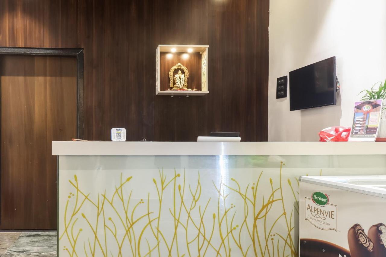 Oyo Townhouse 785 Sree Vinayaka Grand Anantapur Exterior photo